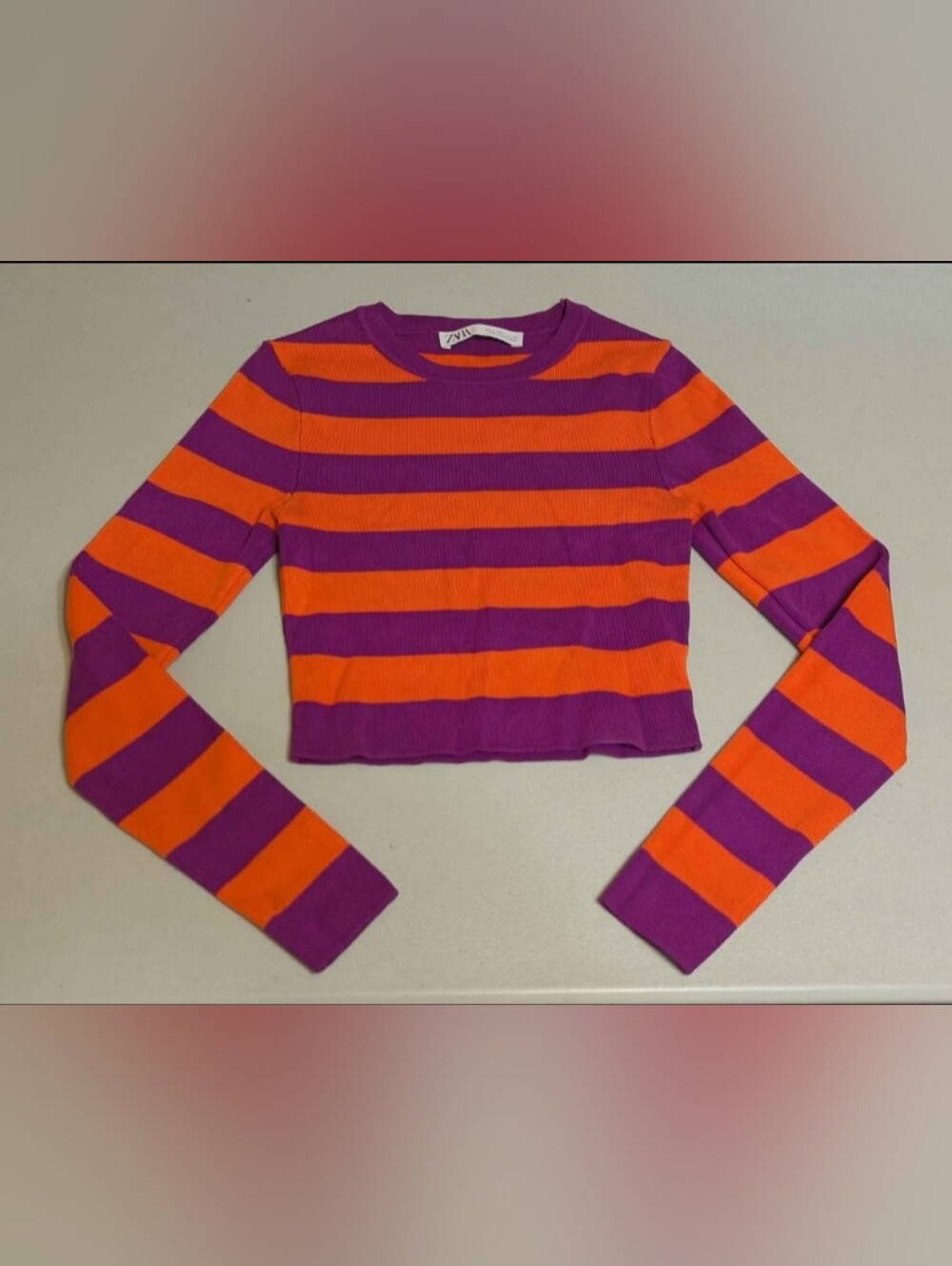 Small Zara cropped sweater